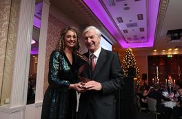 Avril Collins, Director at Murray Group and Chair of the Marketing Society presents the Lifetime Achievement Award at the Research Excellence Awards 2018 to Mr Robin Addis.